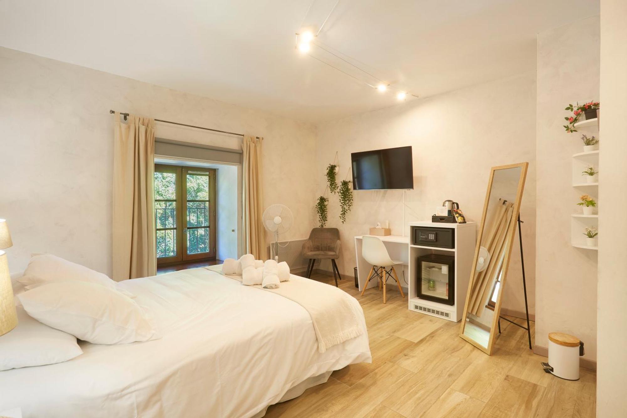 Domaine De Bersaillin Hotel Екстериор снимка